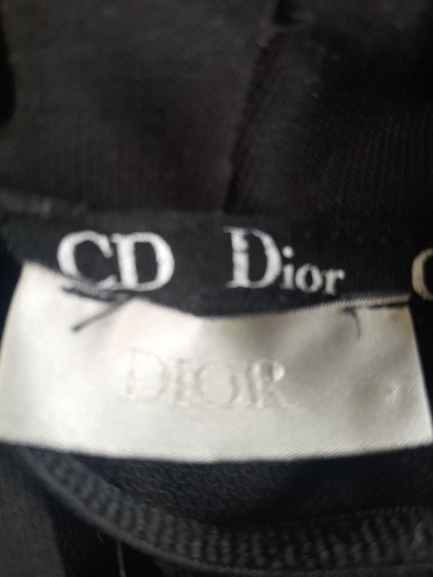 Christian Dior мъжки Суитчър XL размер.