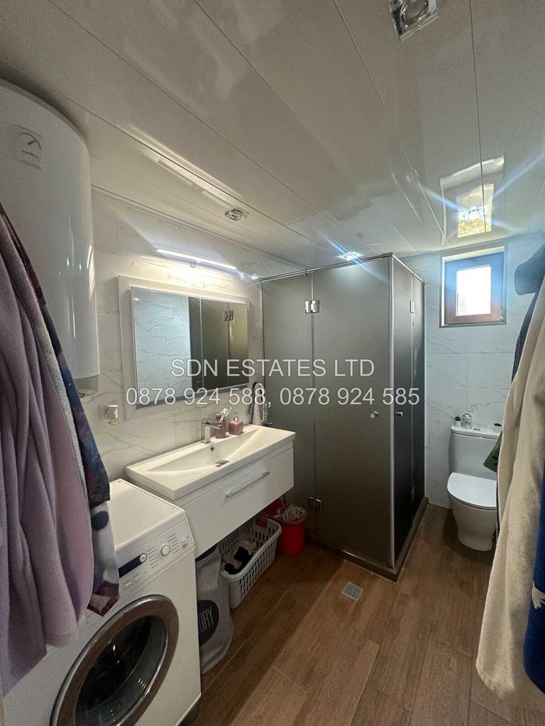Продава се Тристаен апартамент в Казанлък - 100 кв.м за 1454 €/кв.м - Снимка #4
