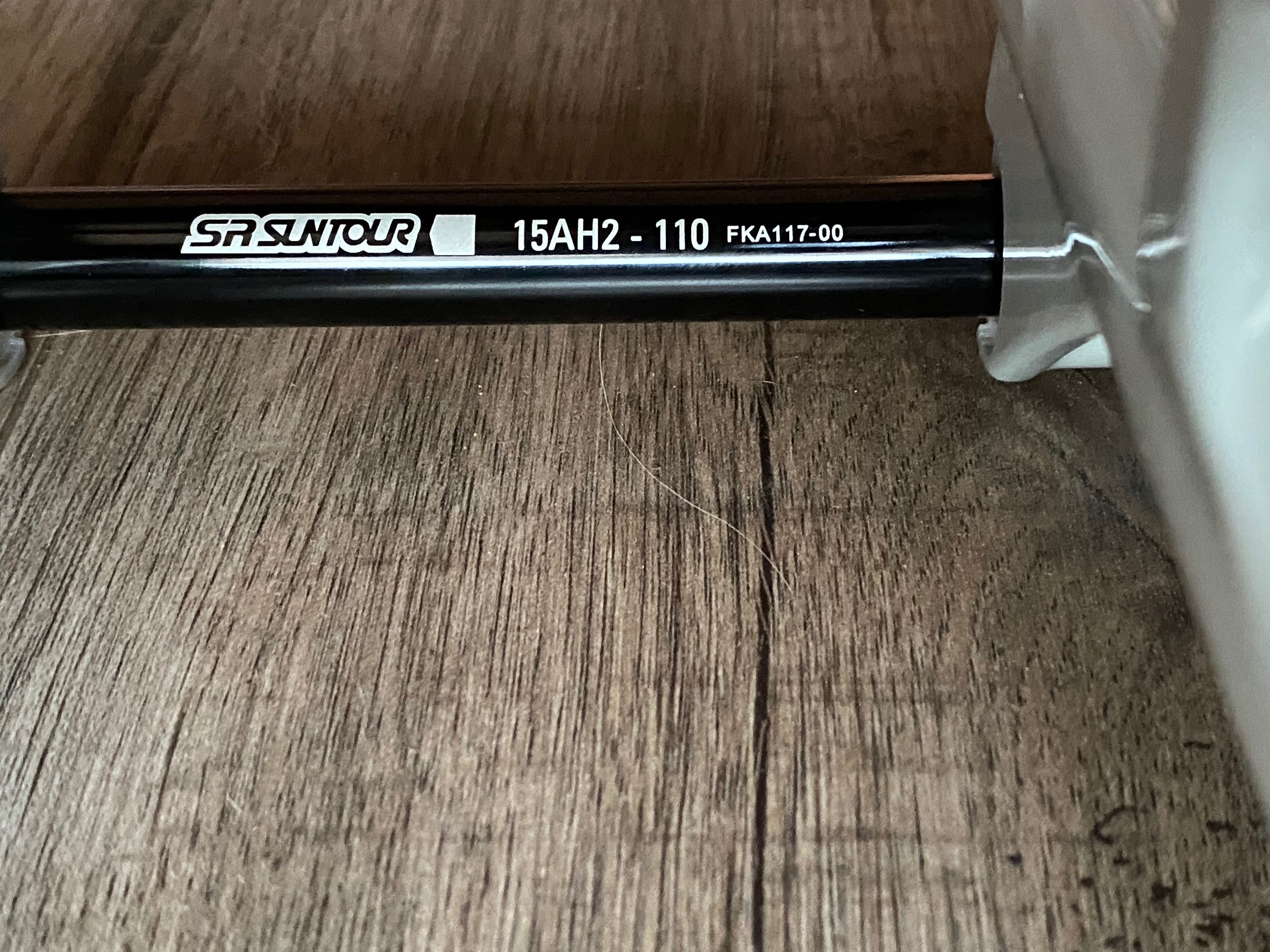 Нова въздушна вилка SR Suntour XCR 34 140mm 27.5 модел 2025 година