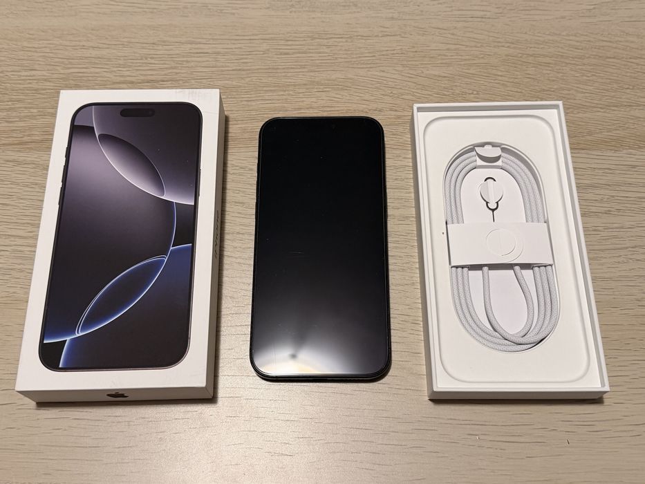 iPhone 16 Pro Max, 256Gb, Black Titanium, inca in garantie