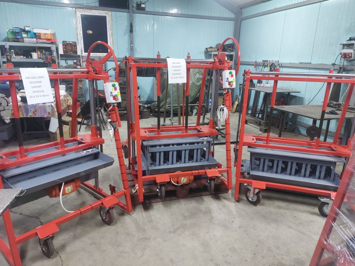 Presă Masina Vibropresa boltari pavele oferta vacanta nu