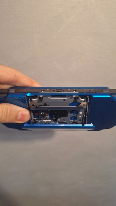 Sony PSP 3000, Modat, 550 de jocuri, consola 9 in 1