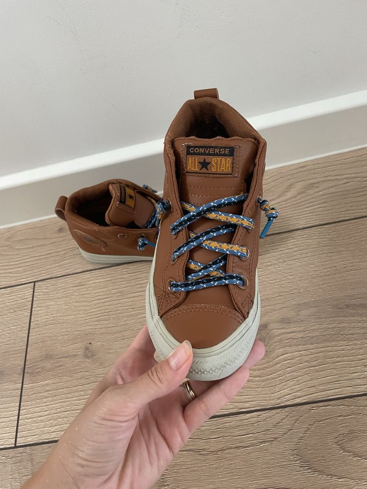 Сникърси converse