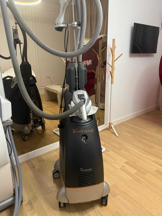 De vanzare aparat remodelare corporala Velashape II