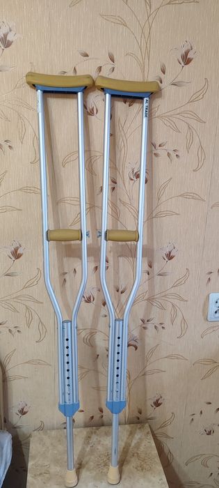 Продам костыли в отличном состоянии