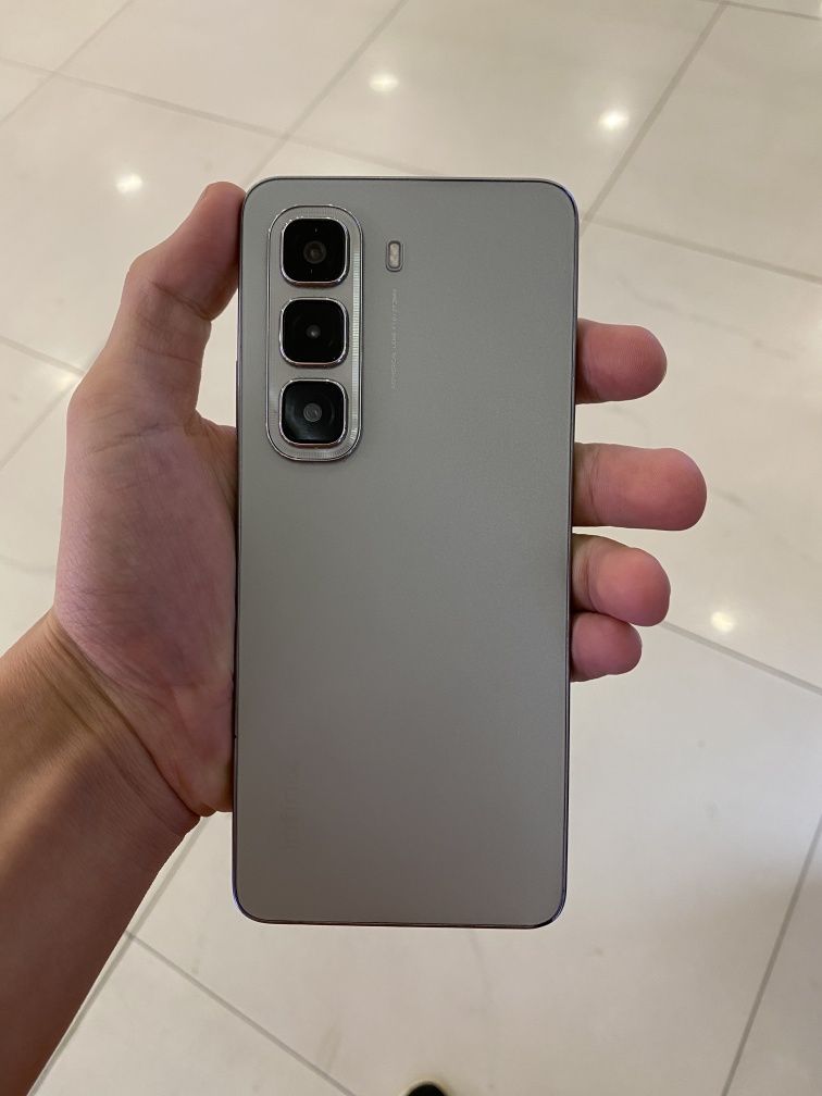 Infinix hot 50...