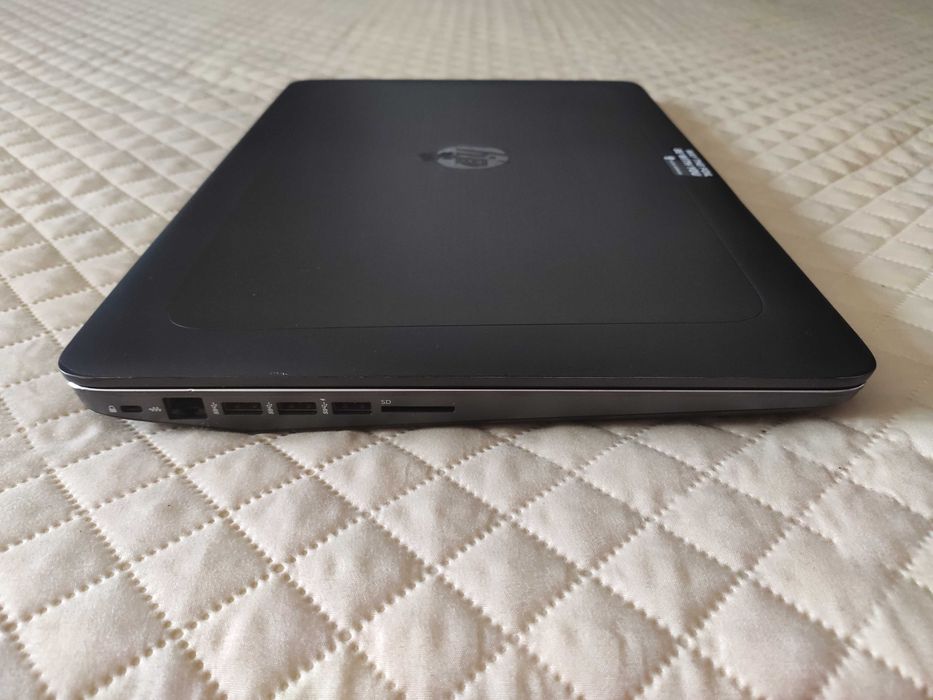 HP Zbook 17 G3 FHD i7-6820HQ 32GB Nvidia M3000M 4GB DDR5 WWAN 4G LTE