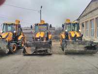 Prestari servicii cu buldoexcavatoare
