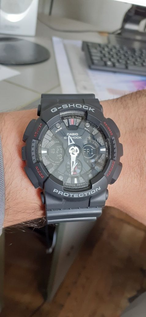 Casio G- shock GA 120