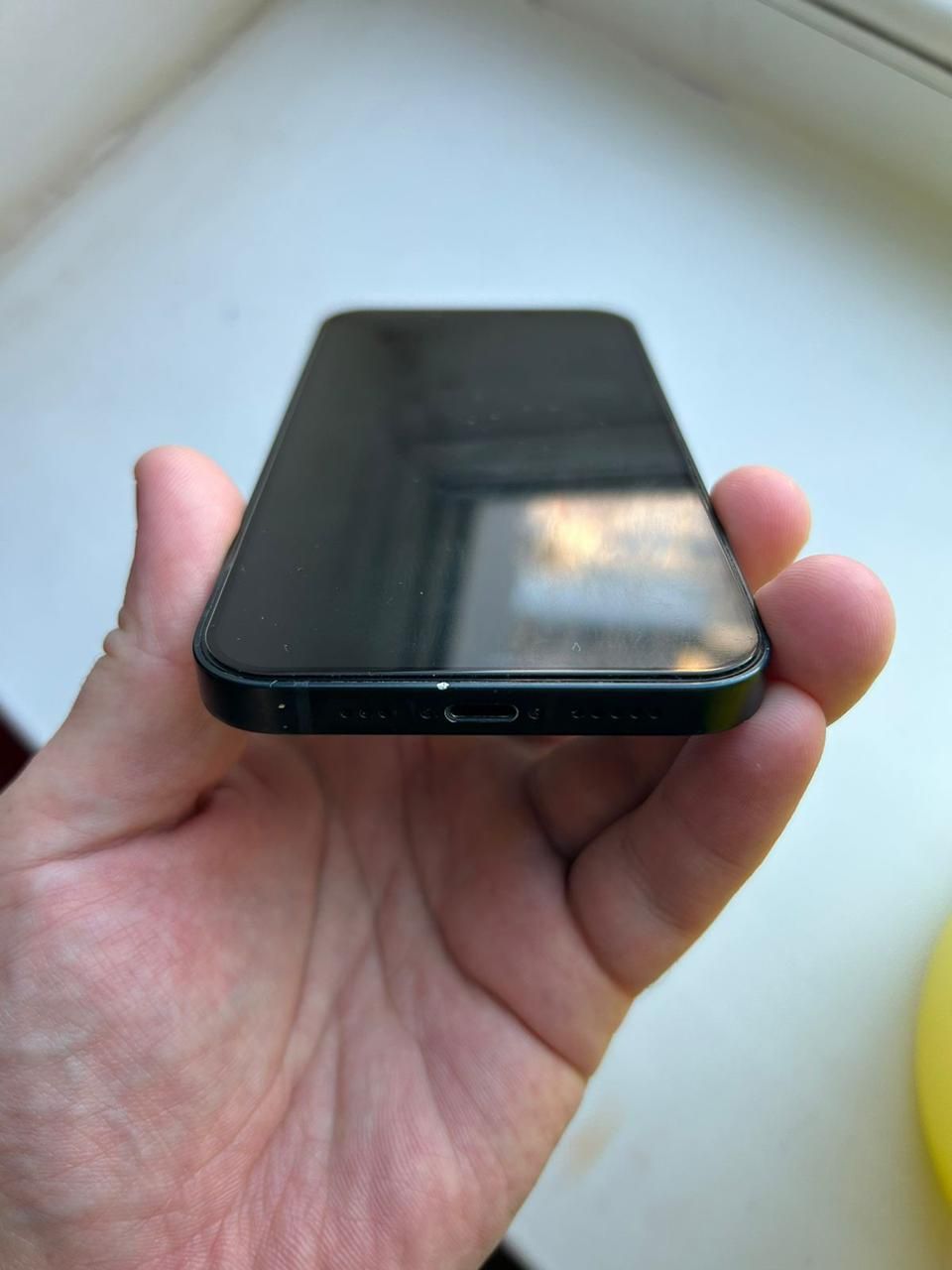 Продам iphone 13 128g