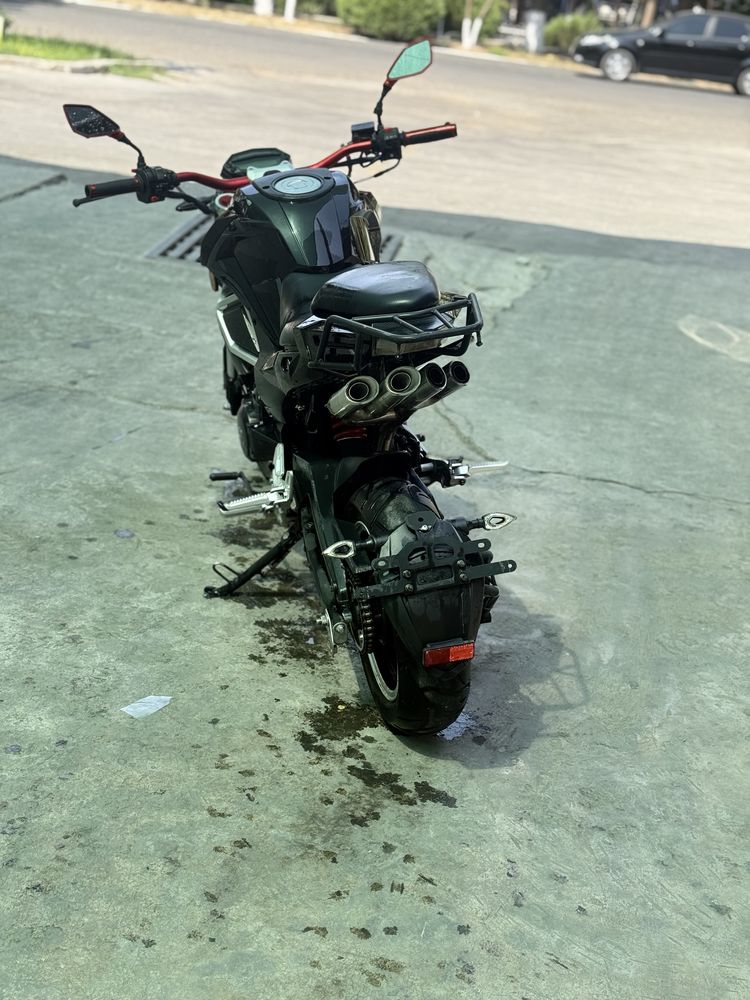 Mini moto sotiladi