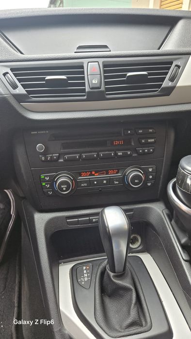 Vând bmw x1 2.0 d