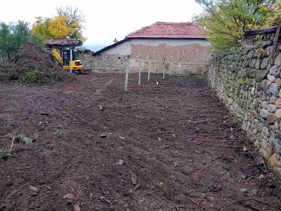 Продава се парцел в с. Крумово –  от собственик