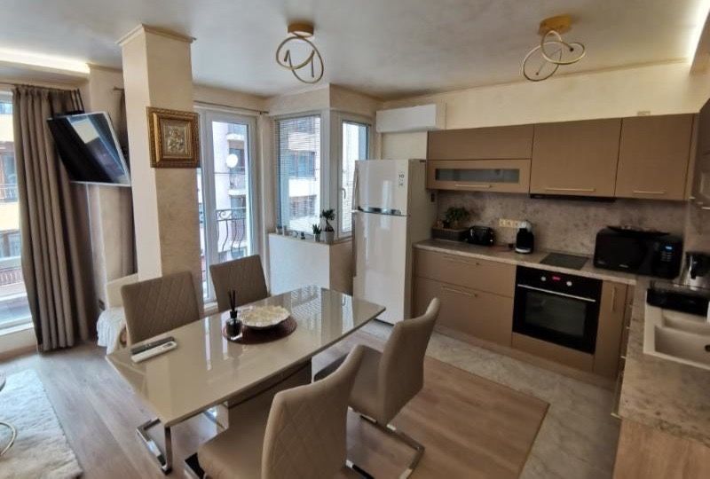 Дава се под наем Двустаен апартамент в София, Надежда 3 - 80 кв.м за 408 € - Снимка #1