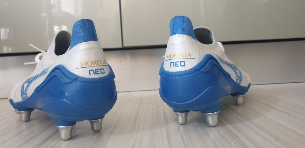 Mizuno Morelia Neo 4 Elite Мens Size 42.5 / 26.5 см. НОВО! ОРИГИНАЛ!