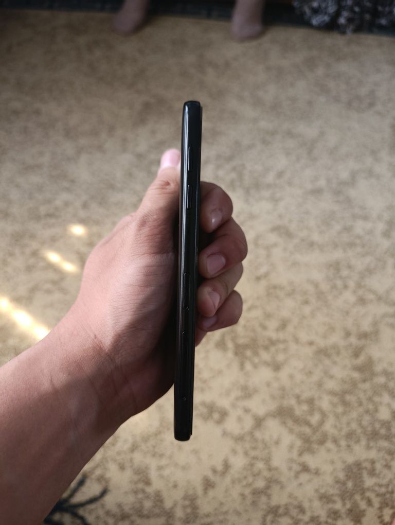 Samsung Galaxy J6 2 ta sim karta li