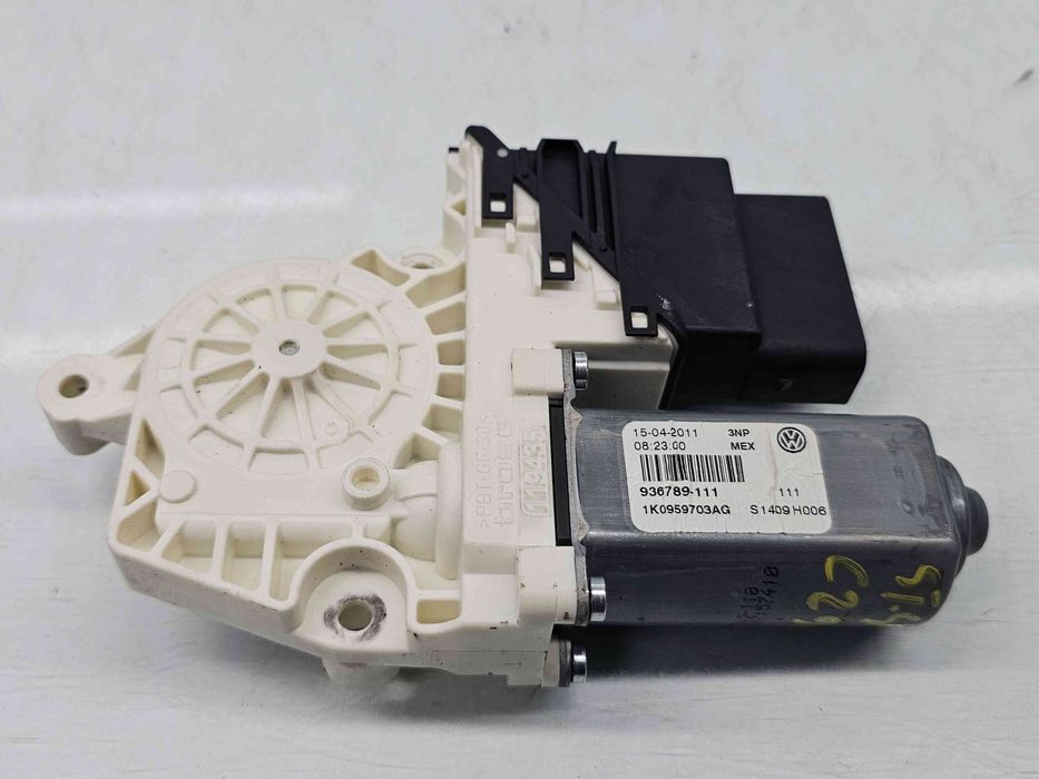 Motoras geam stanga spate Volkswagen Jetta 4 (162,163) [Fabr 2010-2016