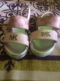 Летни сандалки MK