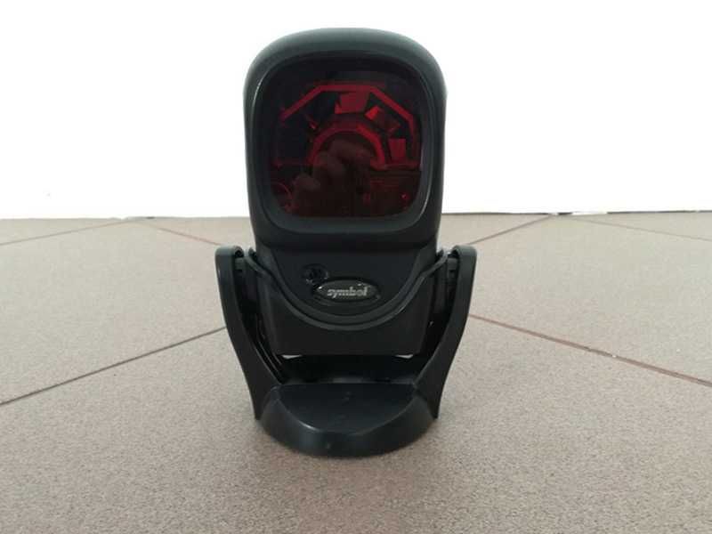 Scaner / Cititor Coduri de Bare Omnidirectional Motorola LS9208