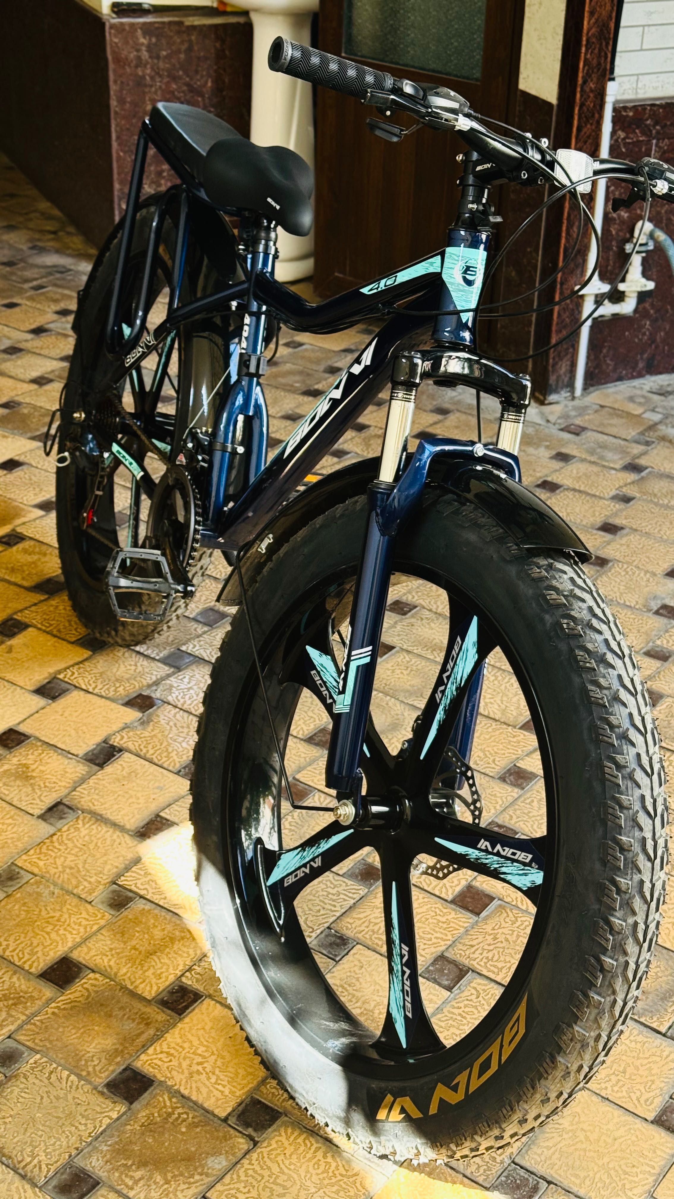 Bonvi velosiped qalin shirokiy balon 28