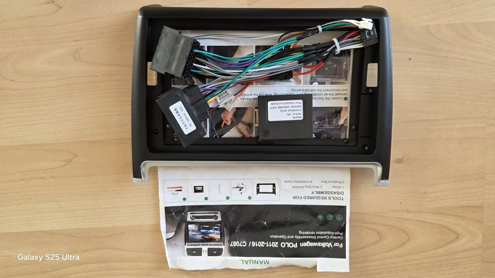 Рамка за мултимедия 9 инча vw Polo 2011-2016