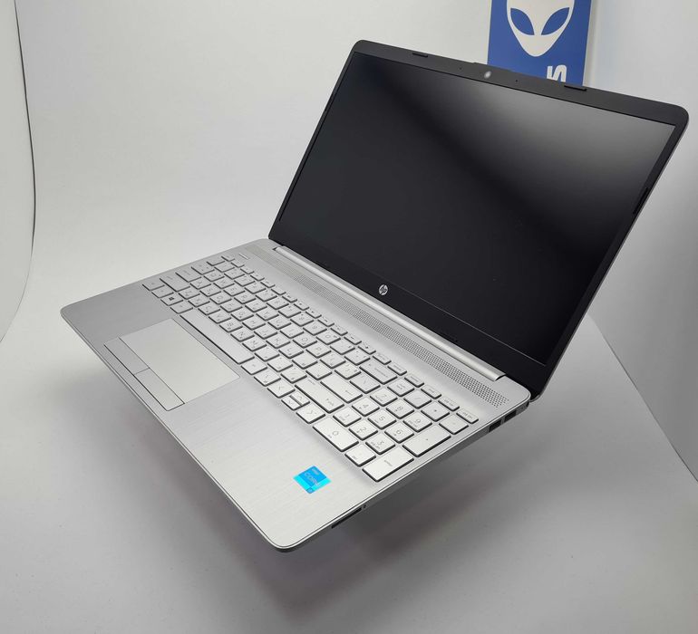 HP 15-DW3005NU  i3 1125G4/8GB/512SSD/FHD