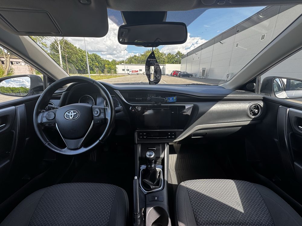 Тойота Corolla 1.4D4D