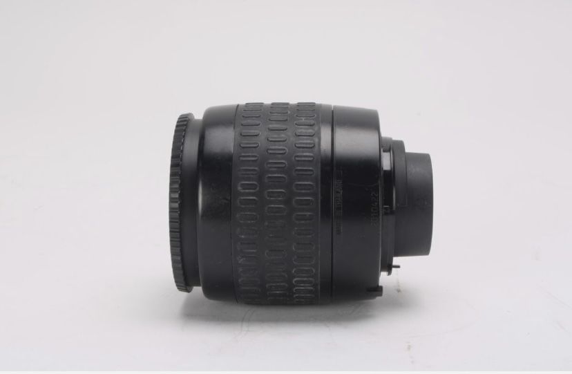 AparatObiectiv Nikon Nikon 0.35m 1.2ft 1:3.5-5.6 24-70mm IX-NikkorLens