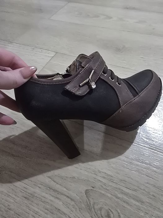 Продам ботильоны