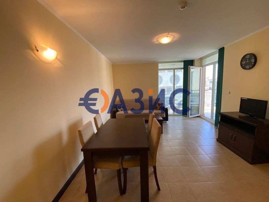 Продава се Двустаен апартамент в Поморие - 72 кв.м за 820 €/кв.м - Снимка #9