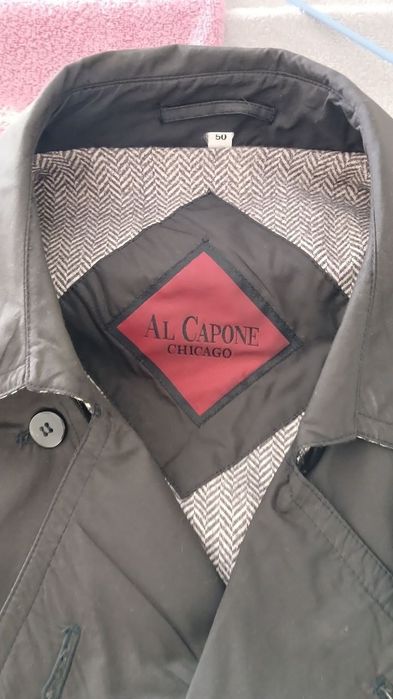 Плащ al kapone.Эркаклар учун. Размери 50.Холати жуда яхши.
