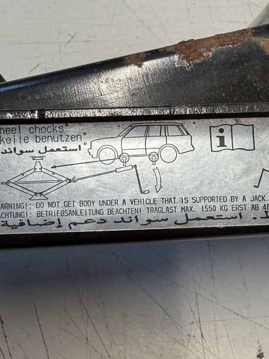 Cric original range rover