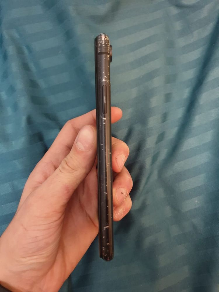 Обменяю iPhone XR