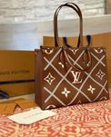 Geanta Louis Vuitton OnTheGo MM, Colecție Sezonieră, 35 cm