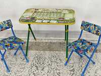 Детский учебный стол и стулья