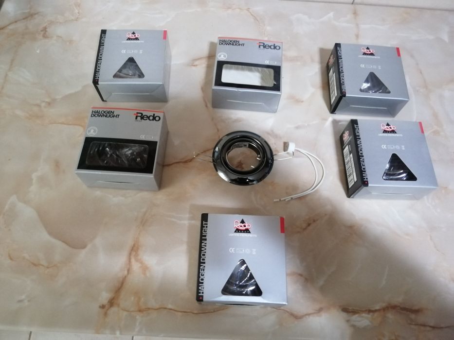 Spoturi Redo cromate, 12V, fara bec, 6 buc., Noi!, Tipla !