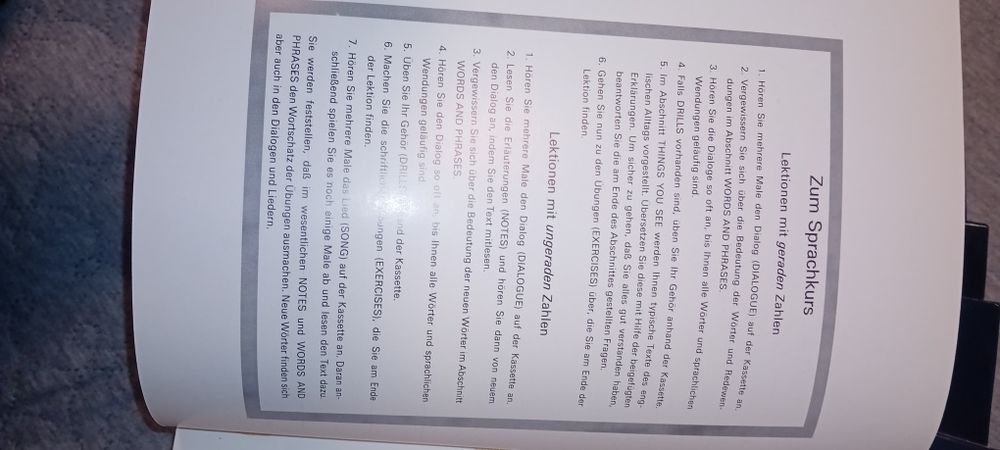 Учебник по английски.