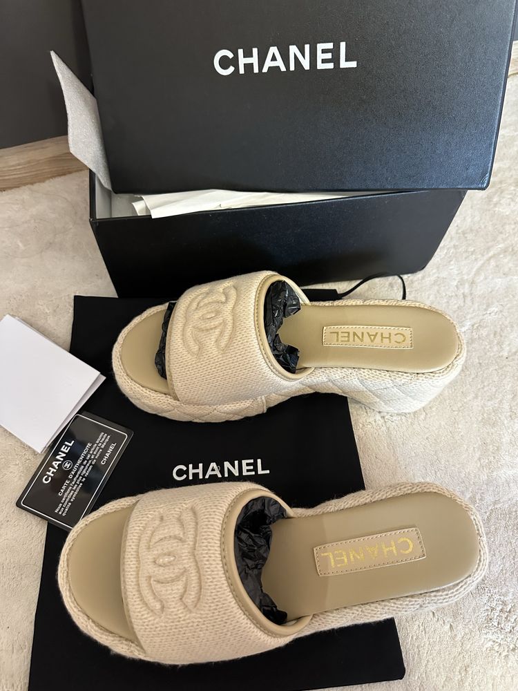 Chanel чехли на платформа