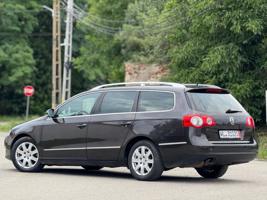 Vând passat B6 adus recent
