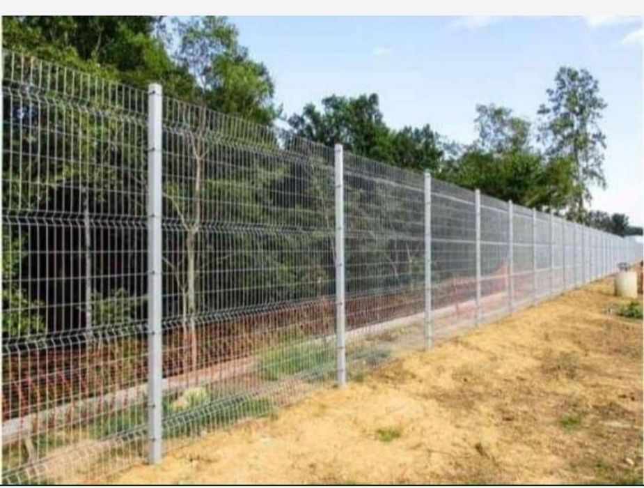 Vindem facem garduri la comanda