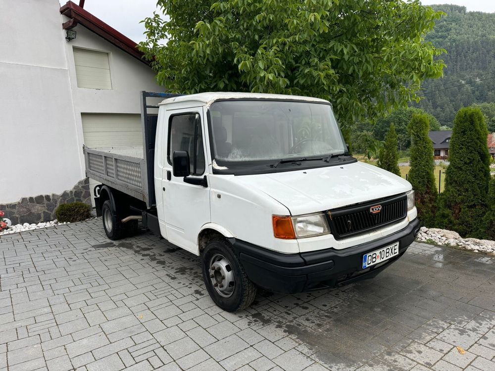 Auto Basculabil usor avariat