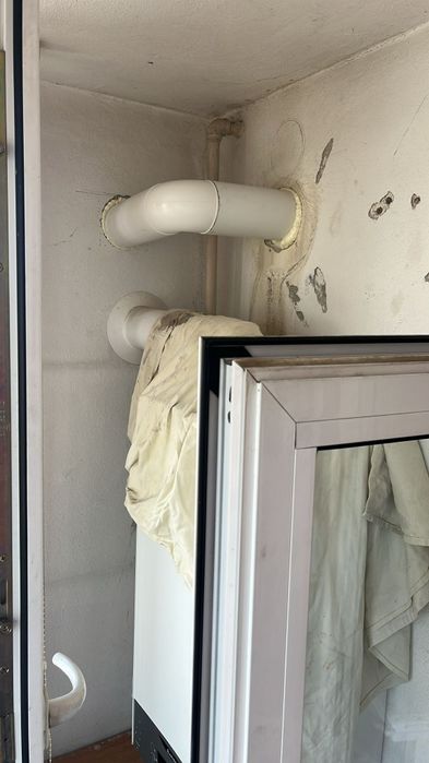 Carotare găuri hote aerisiri evacuări