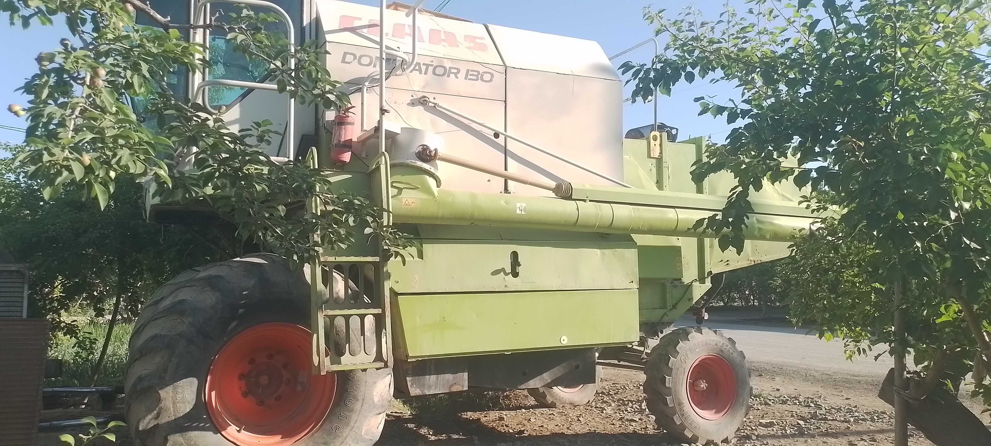 Клаас доминатор 130 комбайни сотилади