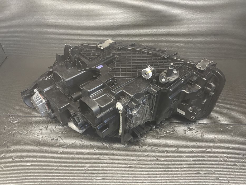 Far dreapta full led adaptive Bmw seria 5 g30 facelift