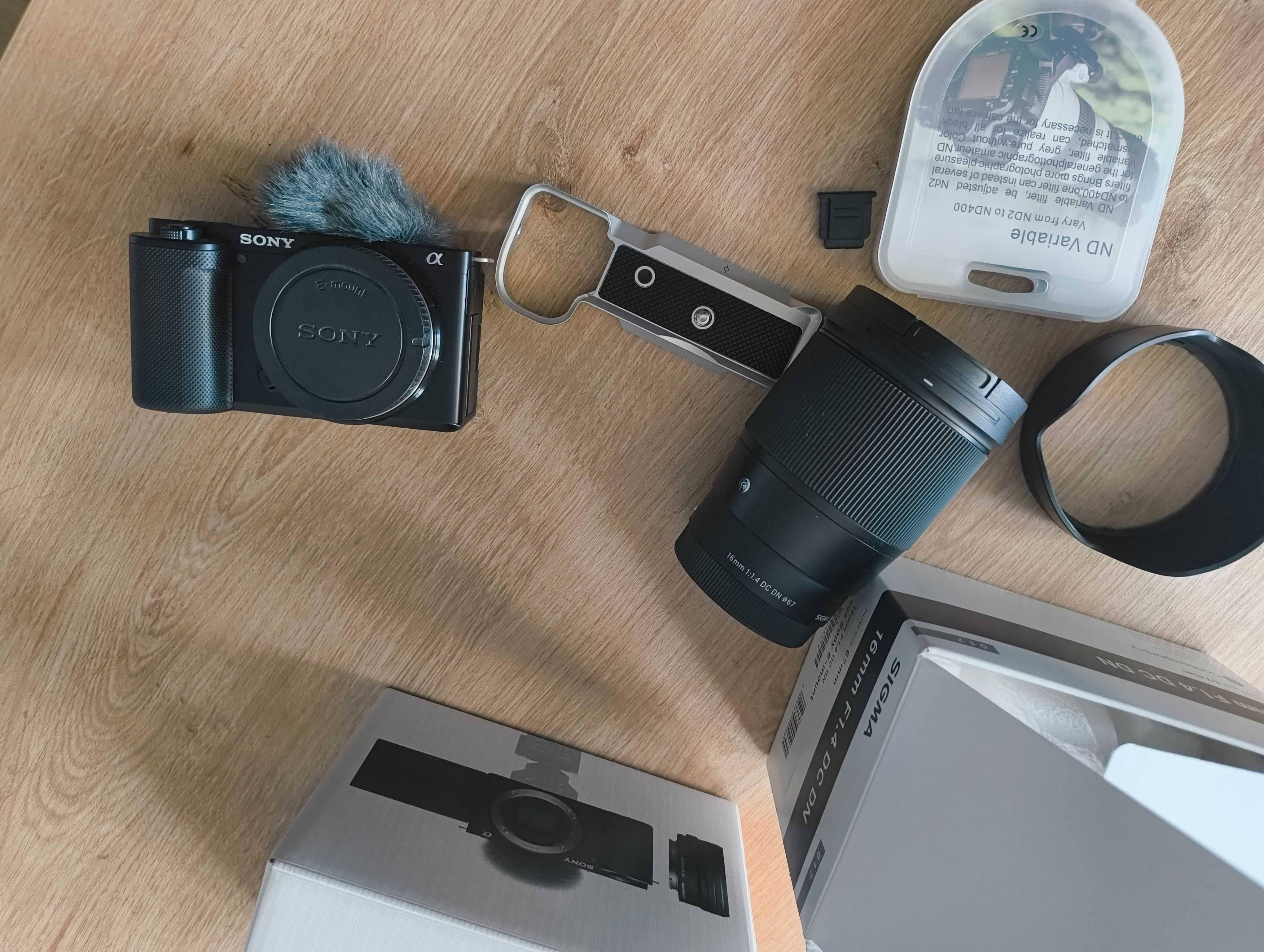 Sony ZV-E10 + Sigma 16mm F/1.4