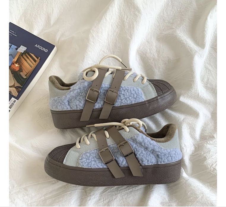 крассовки зимние теплые 39р