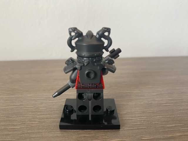 Minifigurina Lego Rara Vermillion