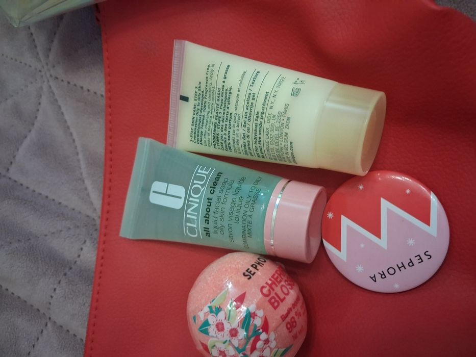 Нови козметика на. Clinique за 20 лв всичко