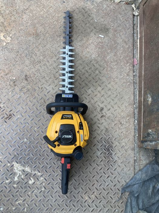 Foarfec Trimmer Gard Viu Tiga SHP 60 Italia cu lama de 60