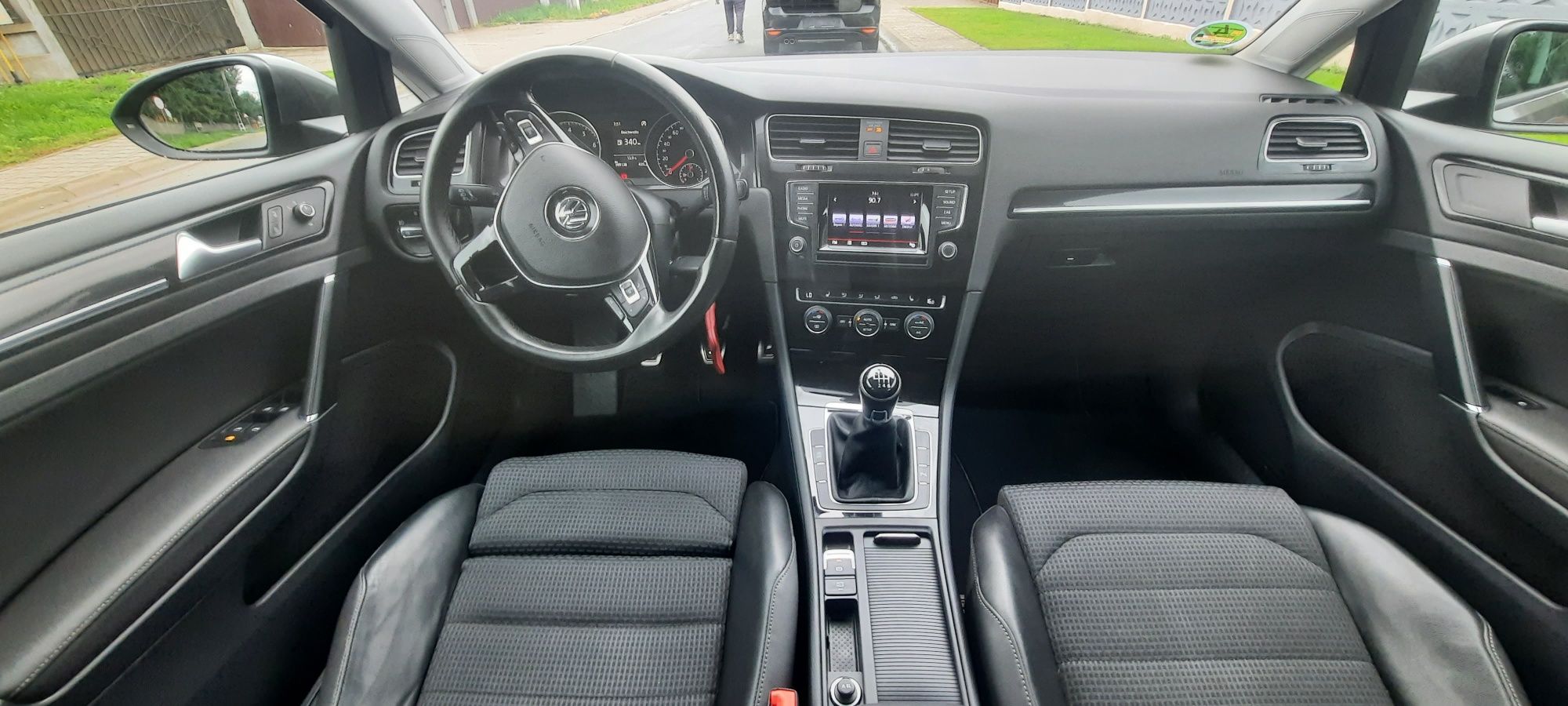Vw Golf 7 Highline.1.4  .Bi-Xenon.Scaune sport cu Masaj.140 cp.Piele